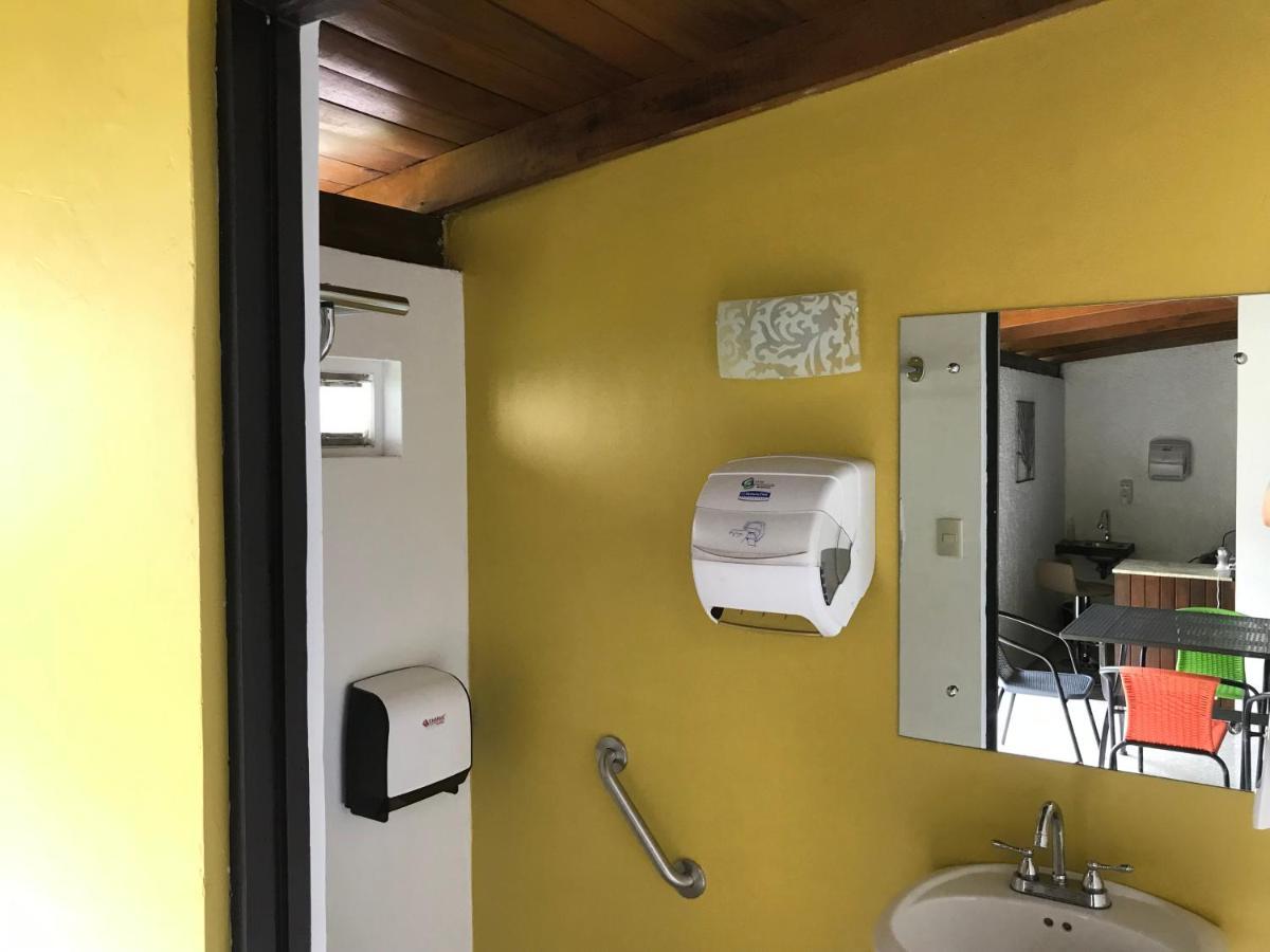 サンホセ Corazon Sabana Bed & Breakfast エクステリア 写真
