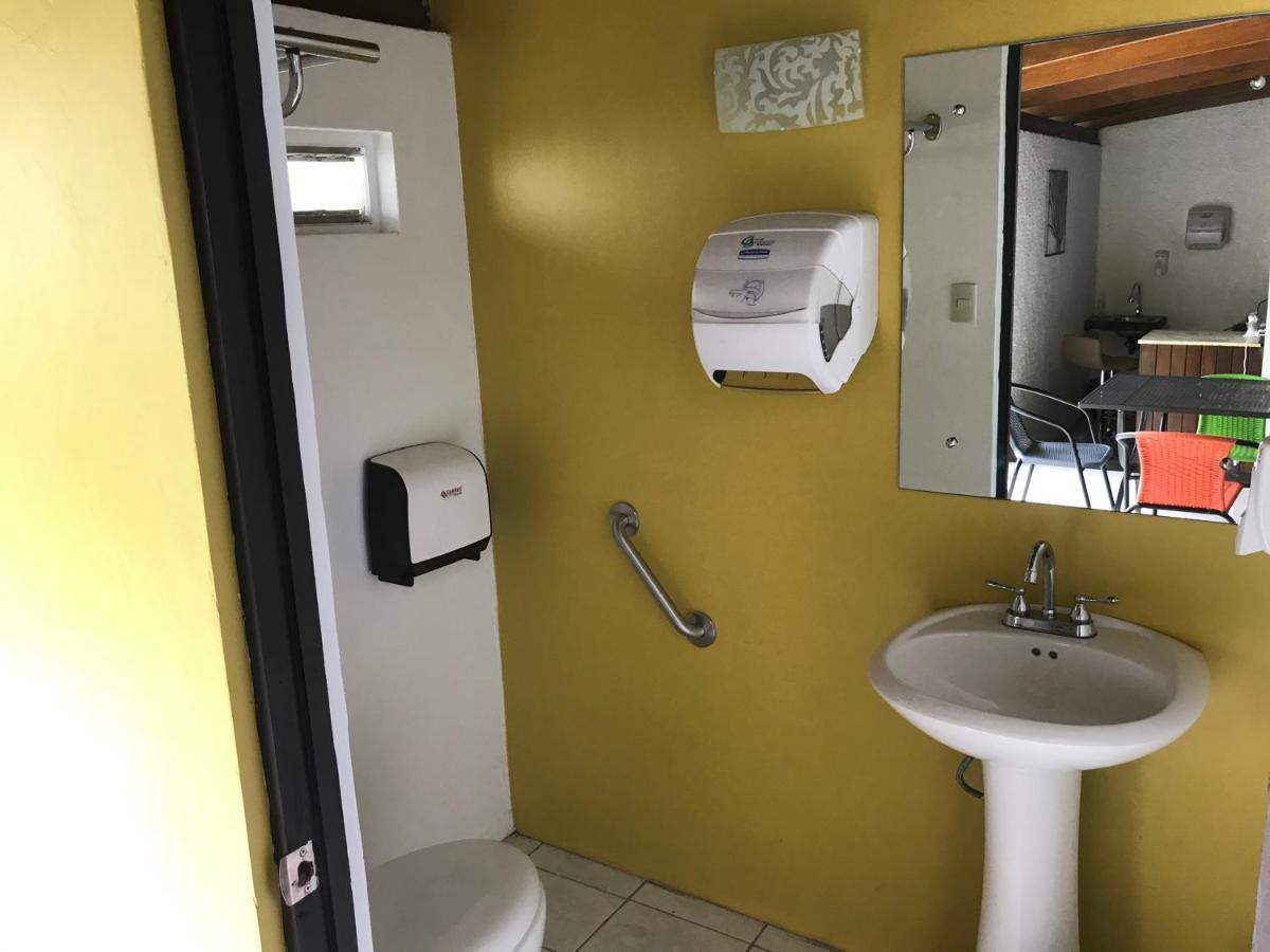 サンホセ Corazon Sabana Bed & Breakfast エクステリア 写真